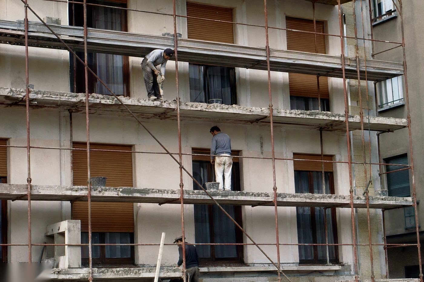 Rifacimento Balcone Condominiale nel Vigevanese — intervento di Rifacimento Terrazzo Vigevano